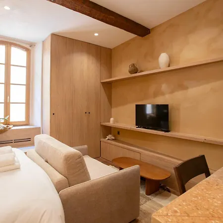 Charming With A-c - 2p - Center St Tropez דירה *