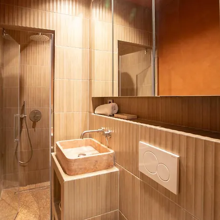 Charming With A-c - 2p - Center St Tropez סן טרופז